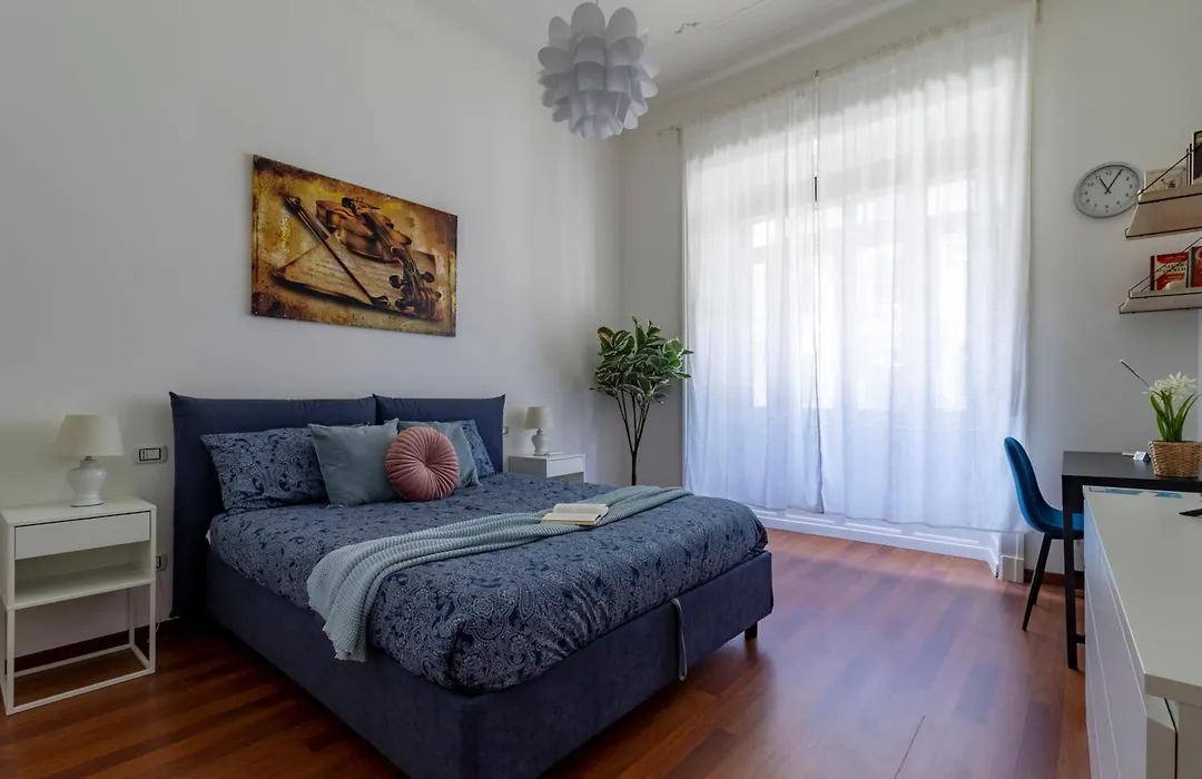 Stradivarius House - Carozzi Apartments-1